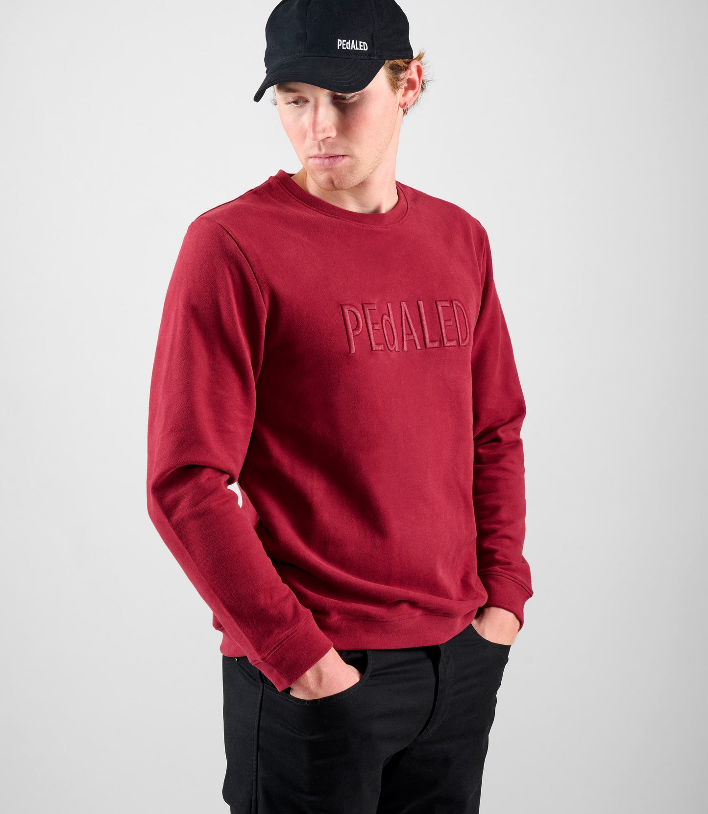 24SSWLO26PE_8_cotton sweatshirt burgundy logo side cap pedaled