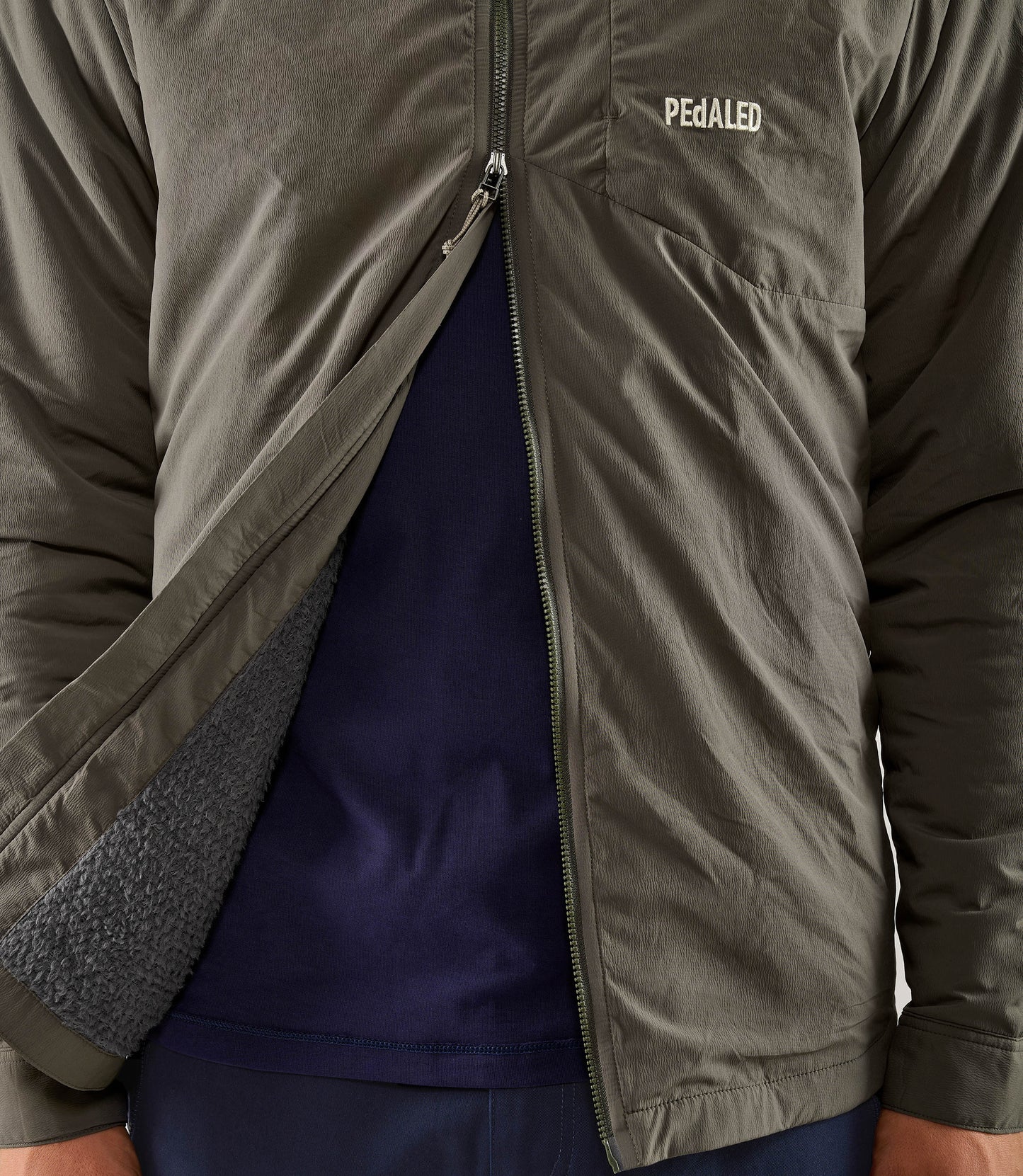 25WSHLI03PE_9_urban insulated shirts military green lifewear front open pedaled