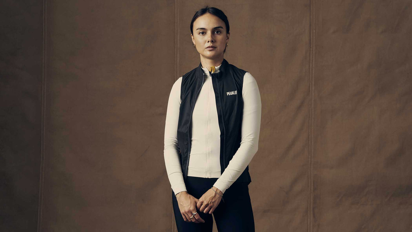 W4WWVEL00PE_10_element waterproof vest black woman fw23 studio pedaled