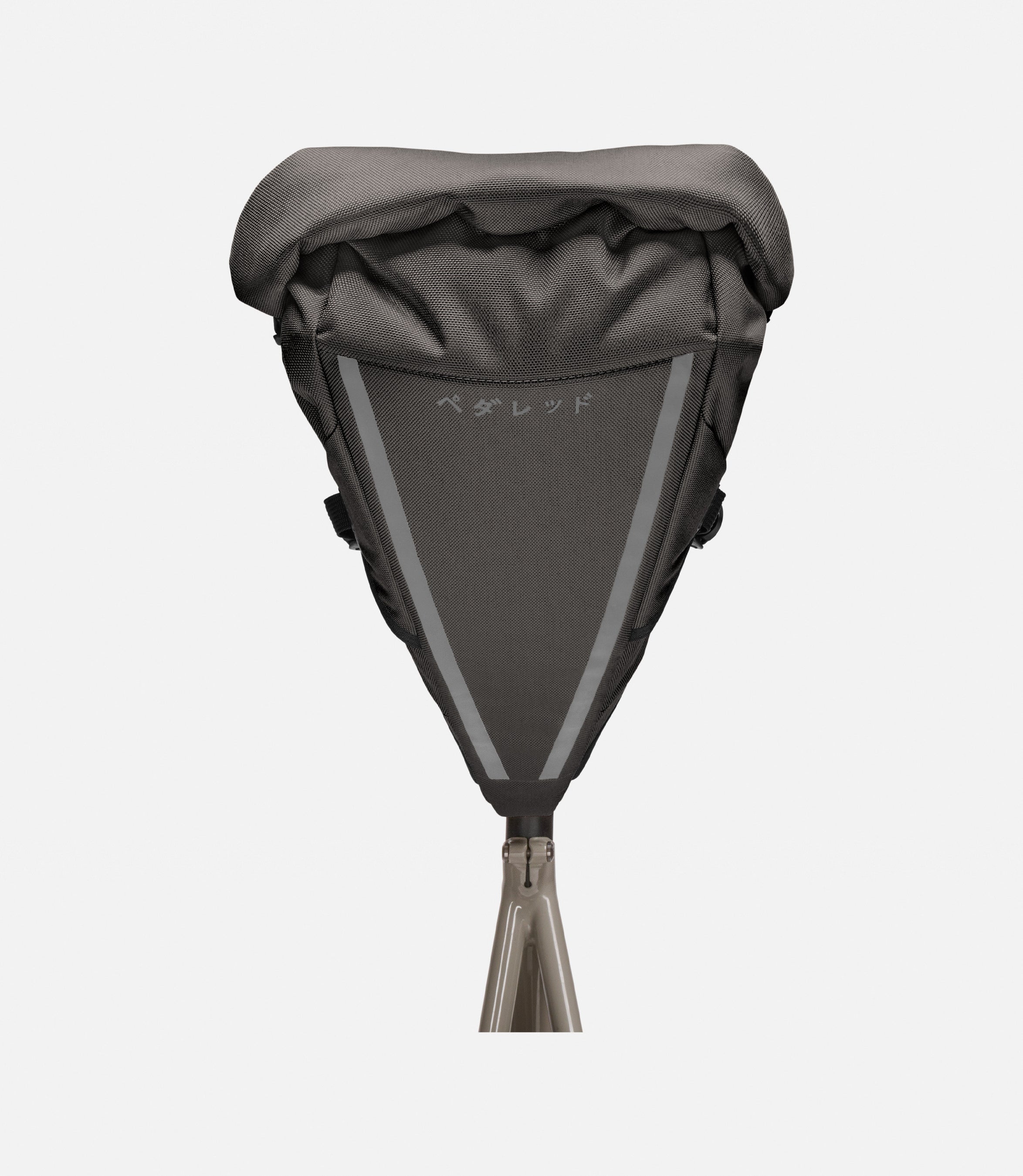 234SBOD23PE_3_bikepacking cluster bag grey back pedaled