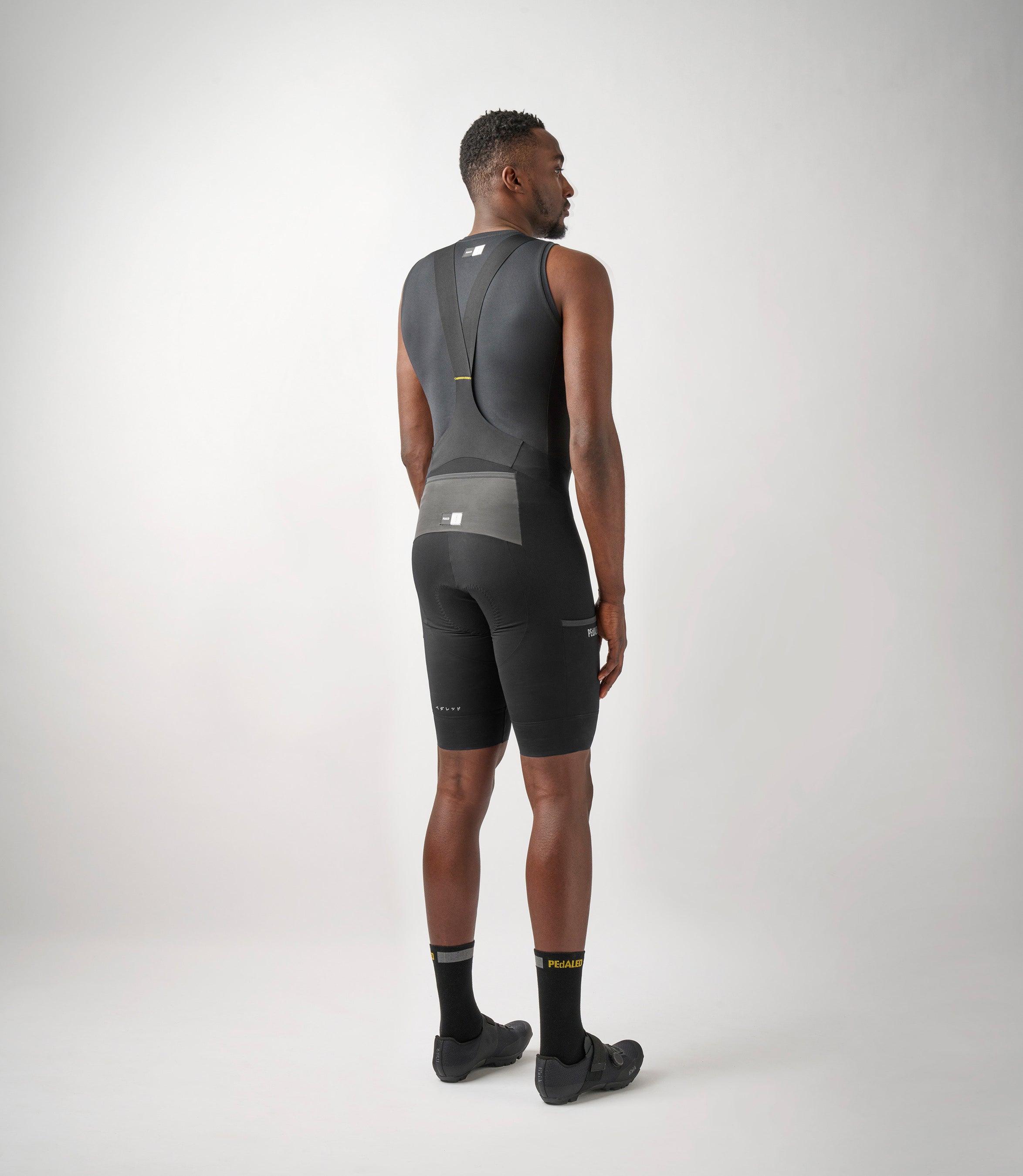 23SBLOD00PE_4_men base layer powerdry black odyssey total body back pedaled