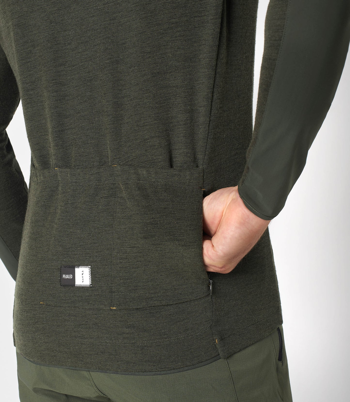 23WHJJA20PE_8_men cycling merino jersey hooded military green jary side pocket pedaled