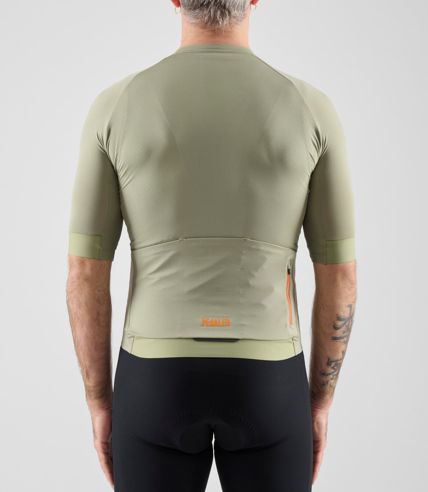 24SLJEL62PE_4_cycling jersey lightweight men olive green element back pedaled