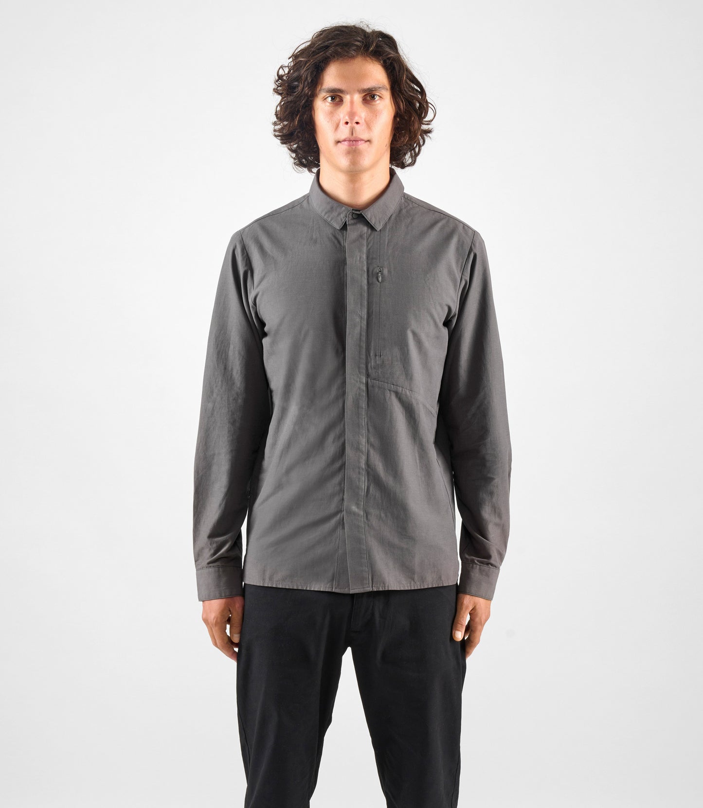 24SSTLI02PE_6_urban shirts grey lifewear front pedaled