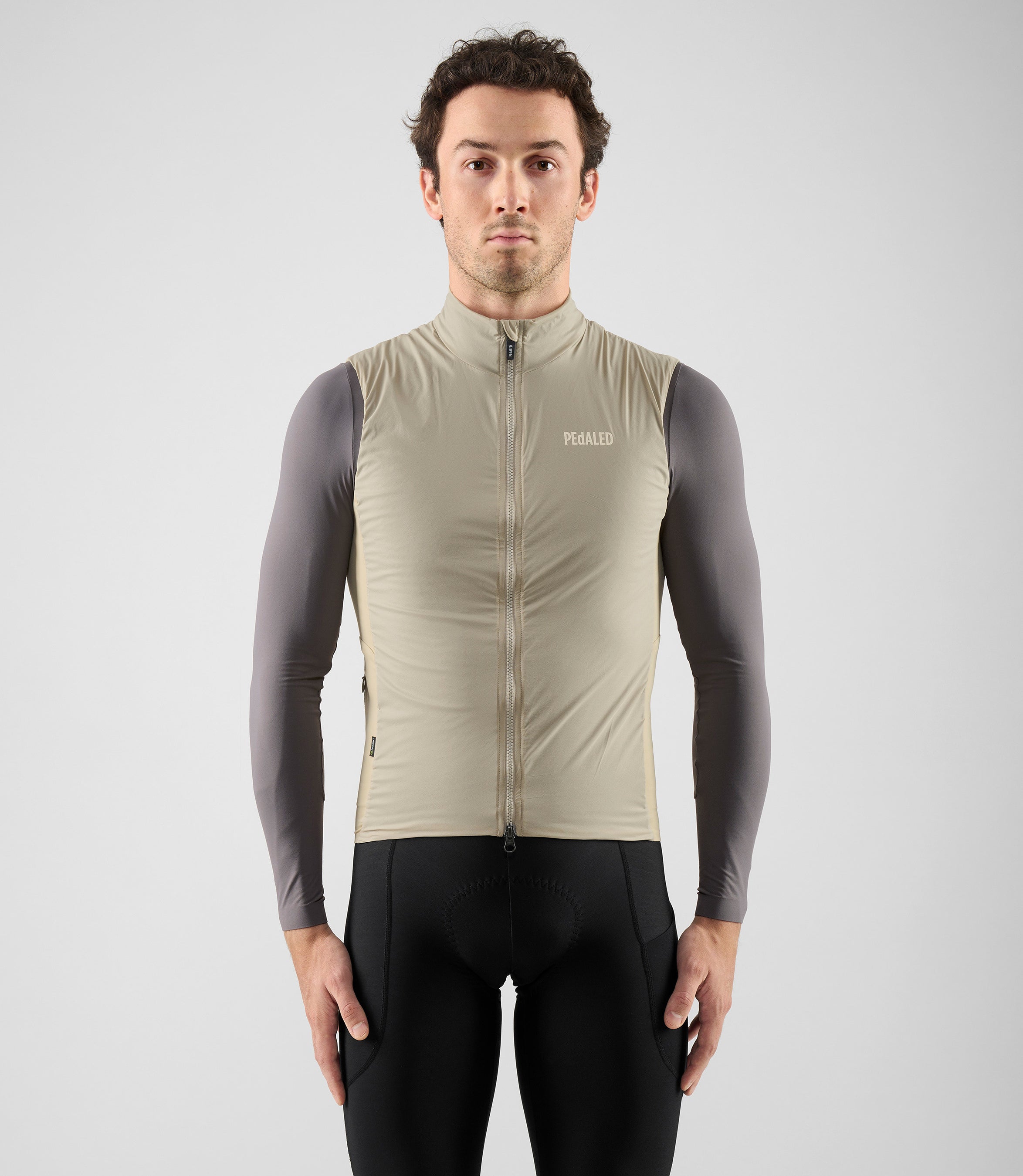 pedaled vest PEdALED Element Alpha Vest Light Grey