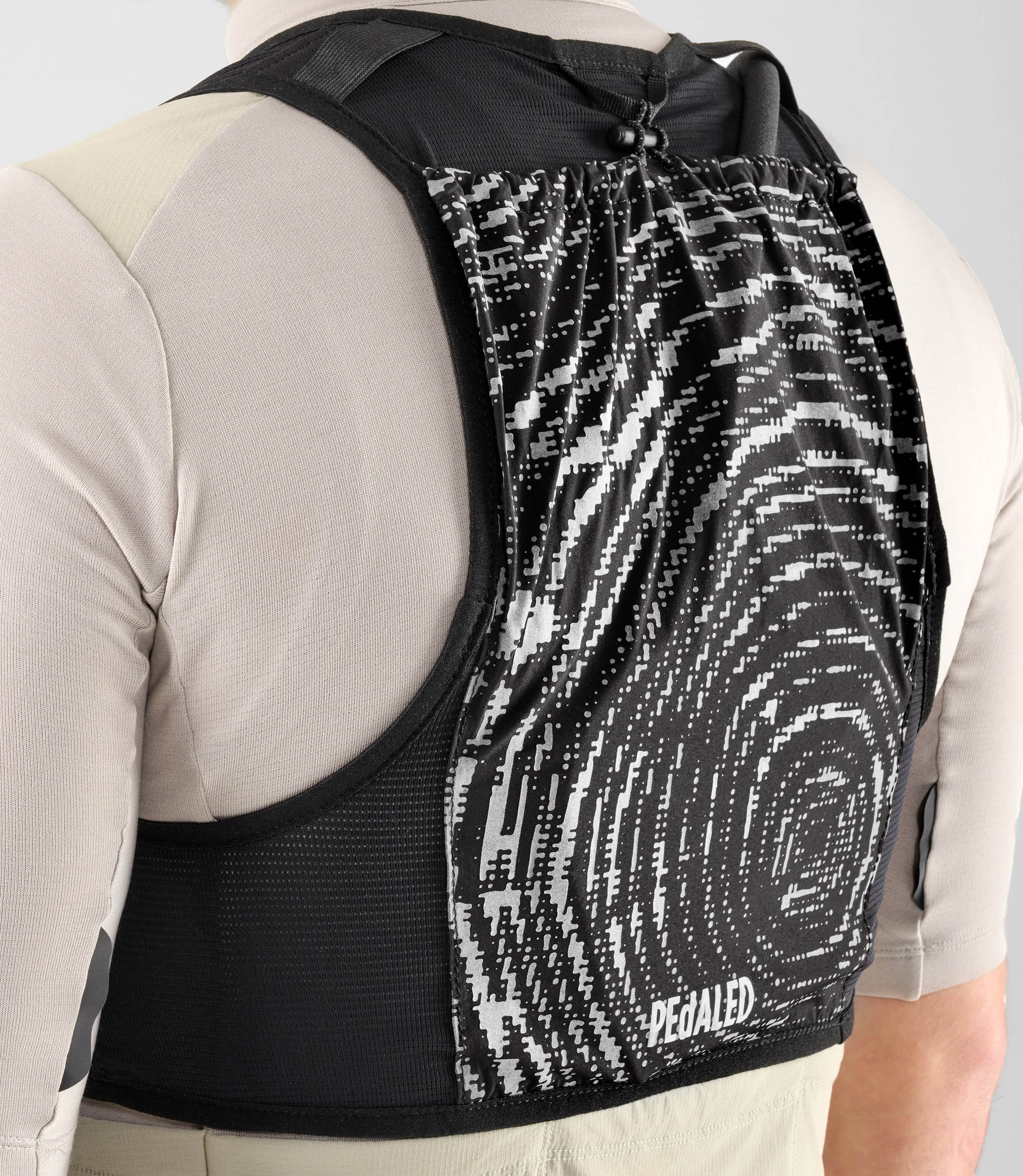 pedaled odyssey hydro vest Men's Black Cycling Hydro Vest | Odyssey
