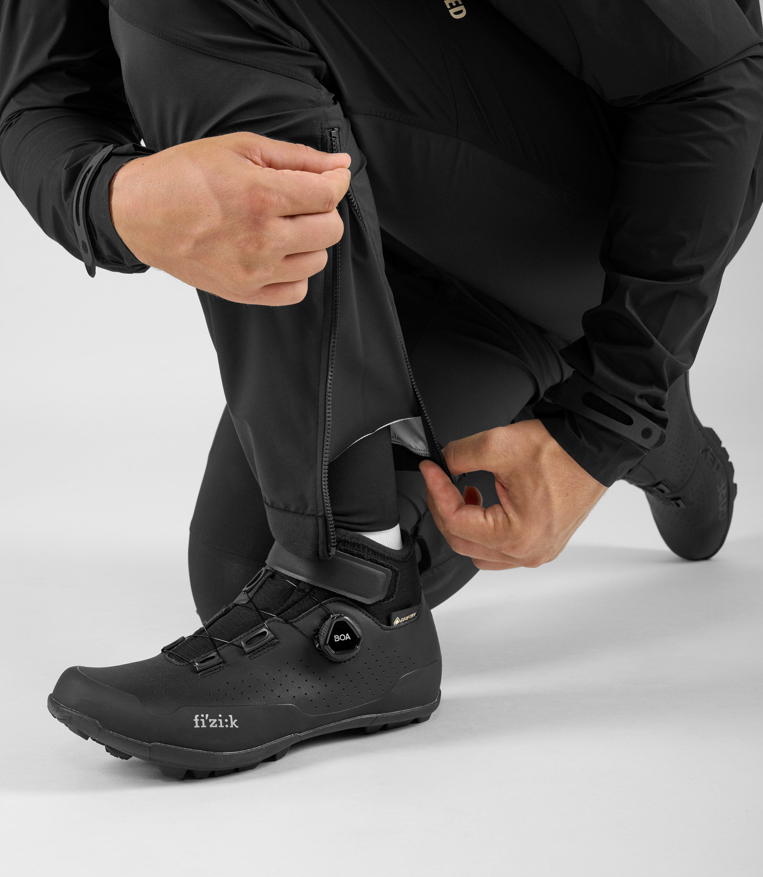 Odyssey Waterproof Pants's Cycling Black Men | PEdALED