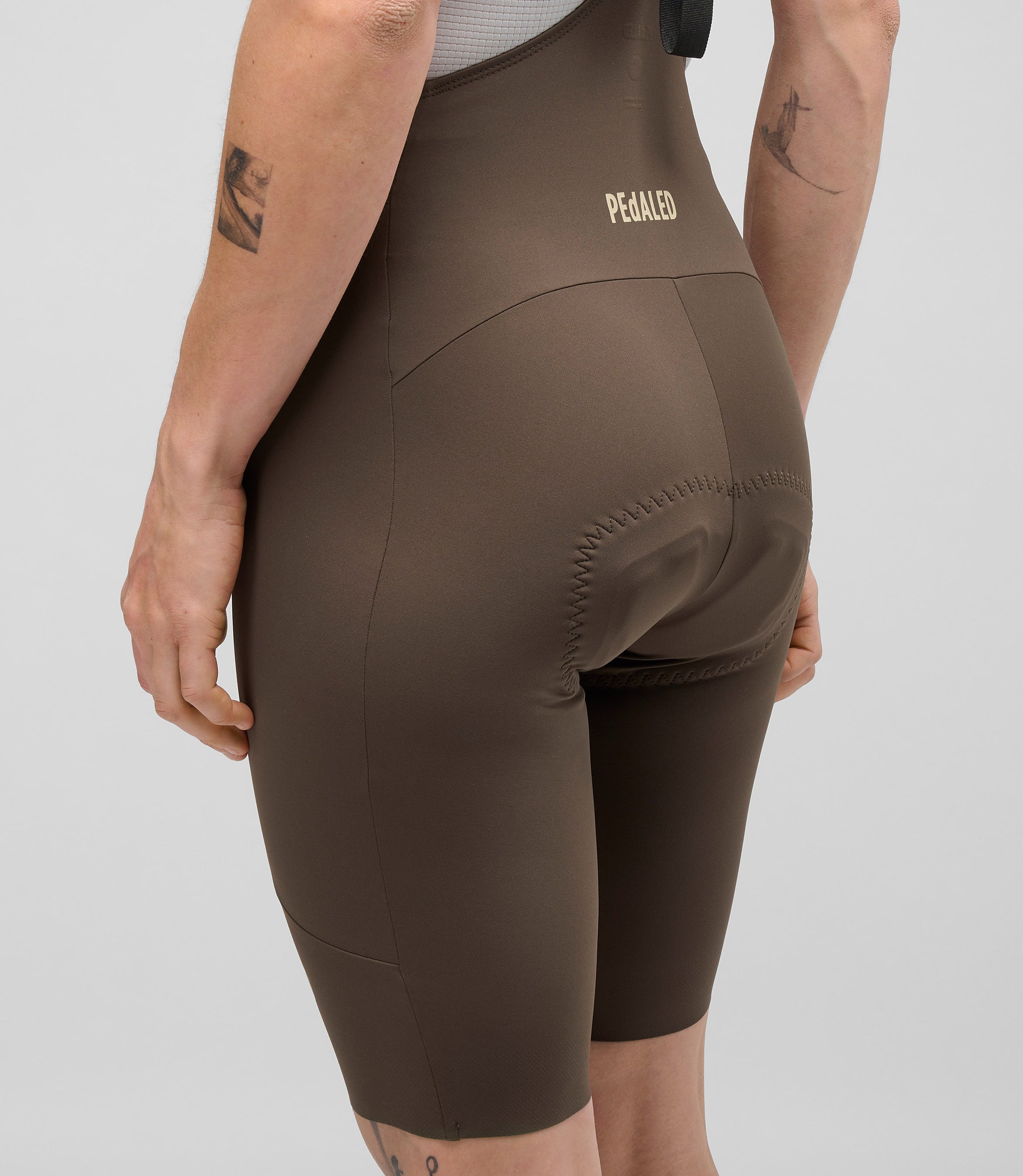 rennrad bib shorts damen Element Women's Lightweight Bib Shorts Brown - Cycling - Women